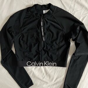 Calvin Klein Cropped Rash Guard Top